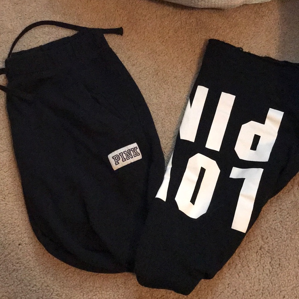 VS pink sweatpants